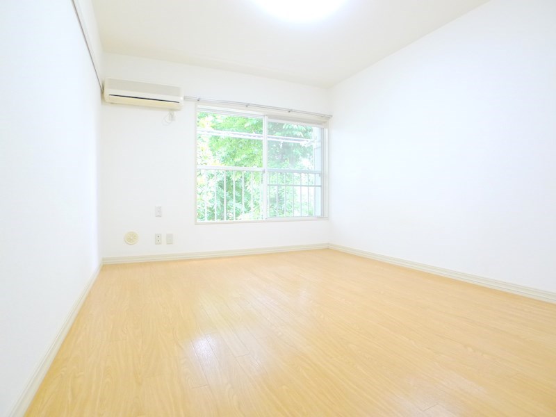 クロスファームIIIの居間写真