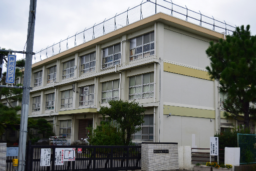 小学校　平塚市立金田小学校（小学校）まで1124m