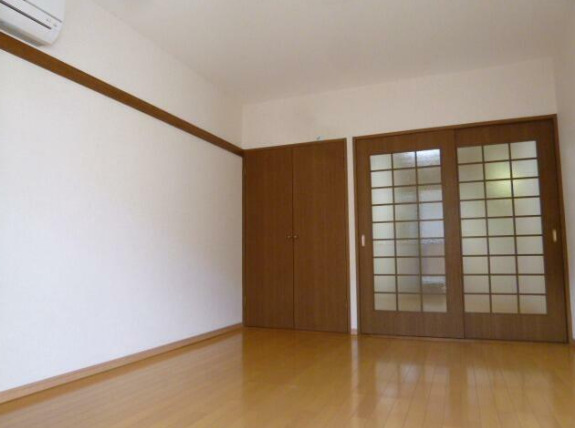 居室・リビング　6.6帖のお部屋です。