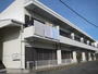 建物外観　外壁塗装中
