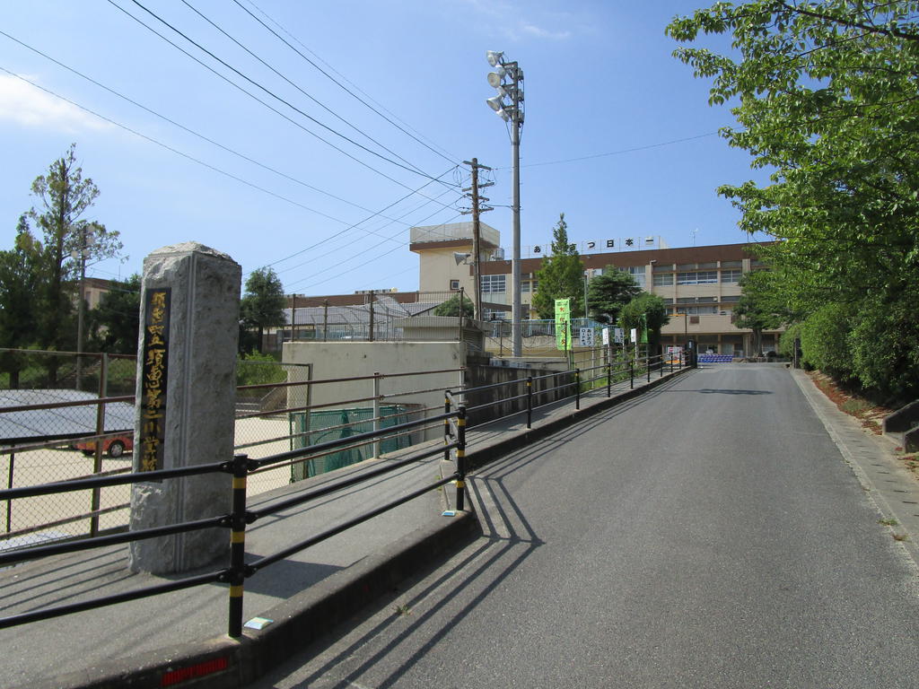 【ウィステリア須恵の小学校】