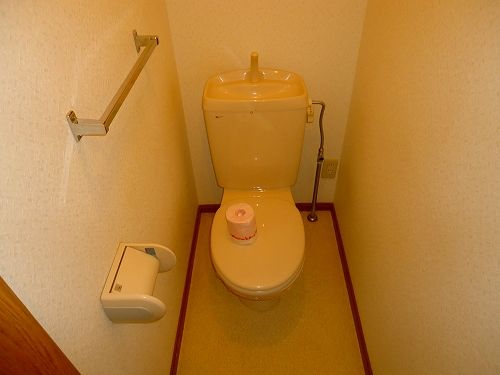 【ファミール・サンフジのトイレ】