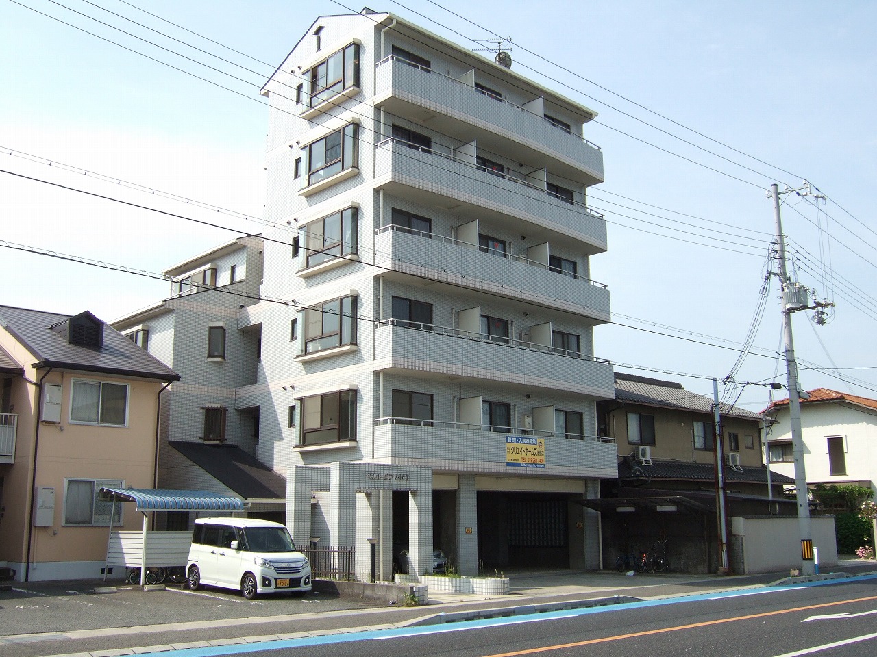 姫路市飾磨区鎌倉町のマンションの建物外観