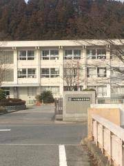 小学校　いわき市立内町小学校（小学校）まで913m