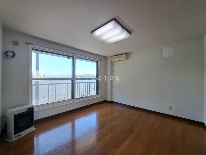 センチュリーキタザワ_内装_0