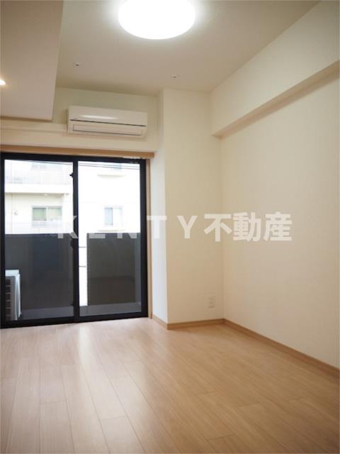 居室・リビング　居間です