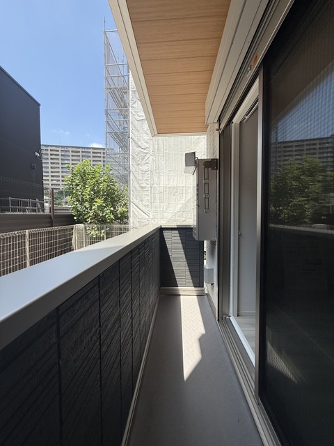 バルコニー　同施工参考写真になります。