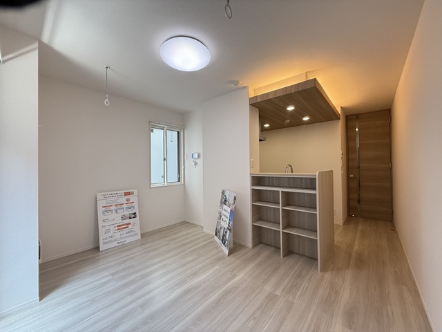 居室・リビング　同施工参考写真になります。