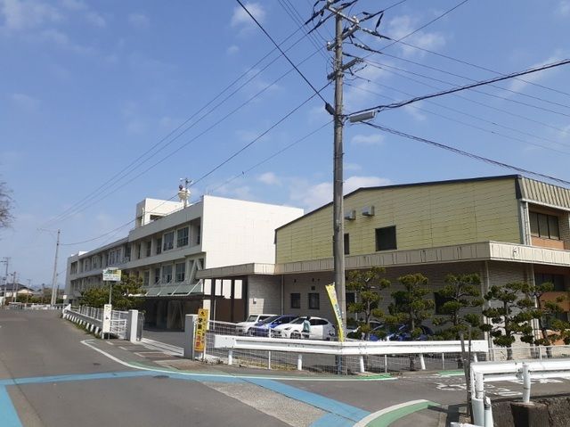 小学校　善通寺市立西部小学校（小学校）まで1800m