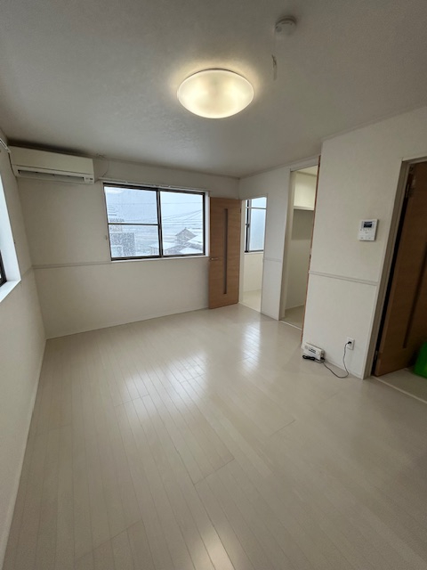 ふぉれすとはうす_内装_0