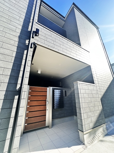 エントランス　オートロック完備で部外者シャットアウト♪♪