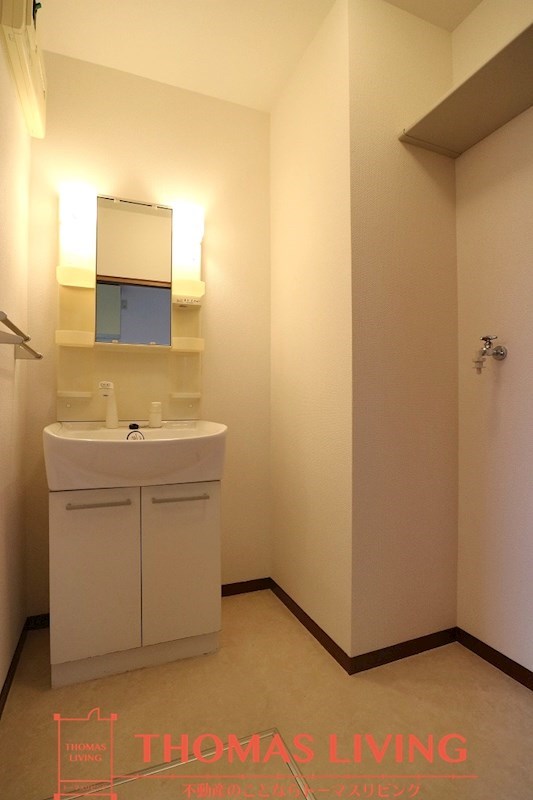 洗面設備　写真は別号室です。