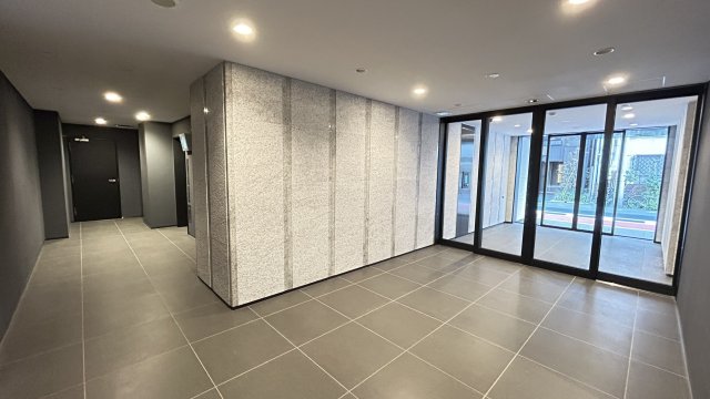 ロビー　開放的なロビーです