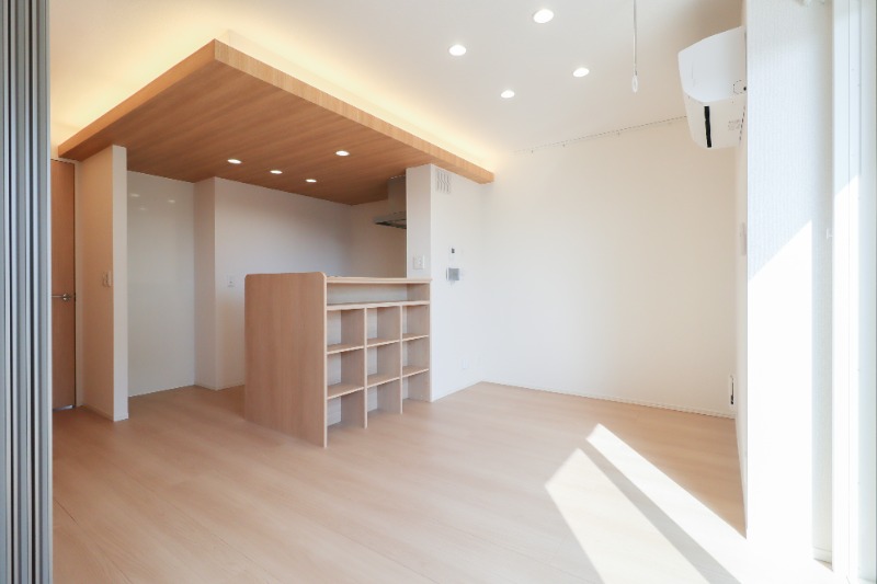 居室・リビング　図面と現状に相違がある場合には現状を優先