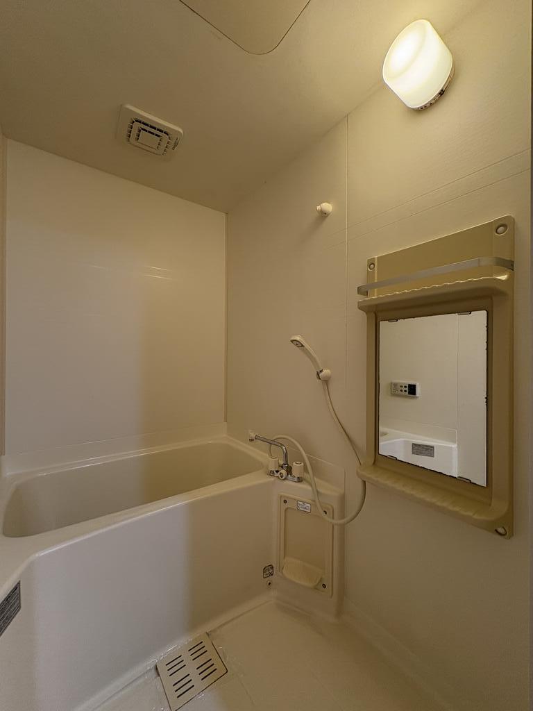 バス・シャワールーム　◆こちらの物件のお問合わせは、蕪木不動産へお問合せ下さい◆