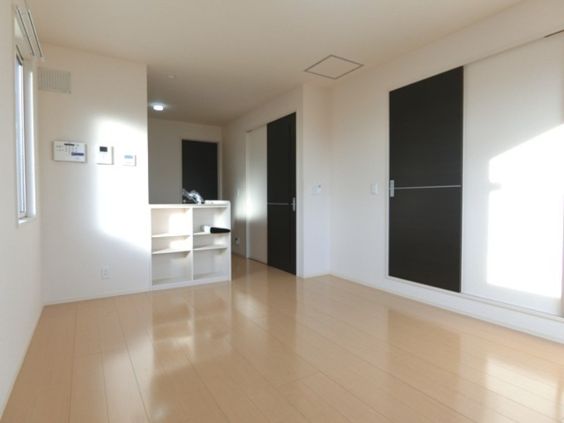 居室・リビング　図面と現状に相違がある場合には現状を優先