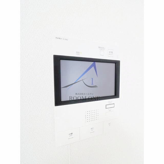 セキュリティ　モニター付きインターホンです。