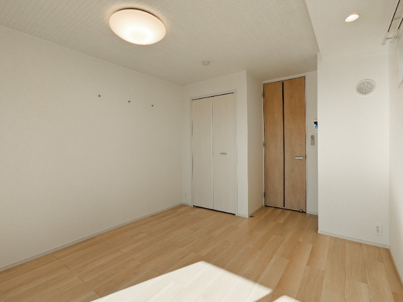 居室・リビング　図面と現状に相違がある場合には現状を優先