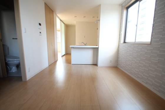 居室・リビング　※別部屋の写真です