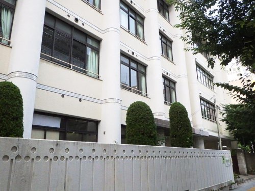 小学校　大阪市立堀川小学校（小学校）まで681m