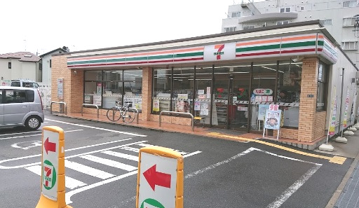 コンビニ　セブン-イレブン 吹田岸部中４丁目店（コンビニ）まで674m