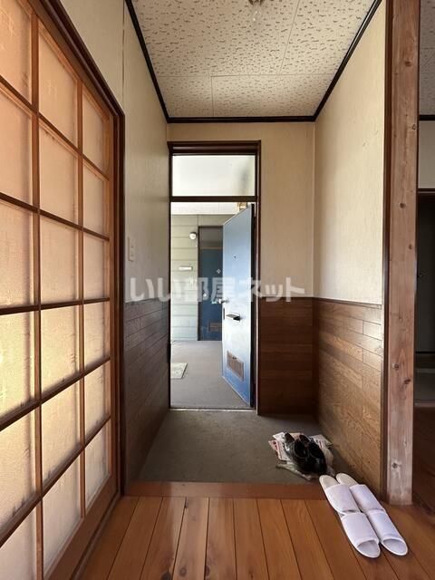 玄関