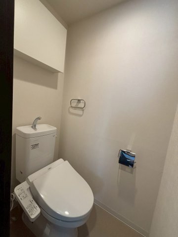 トイレ　落ち着いたトイレです