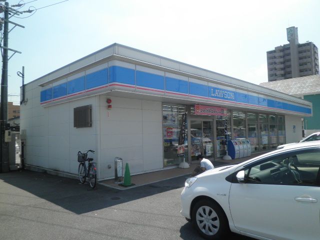 コンビニ　ローソン四日市城北町店（コンビニ）まで44m