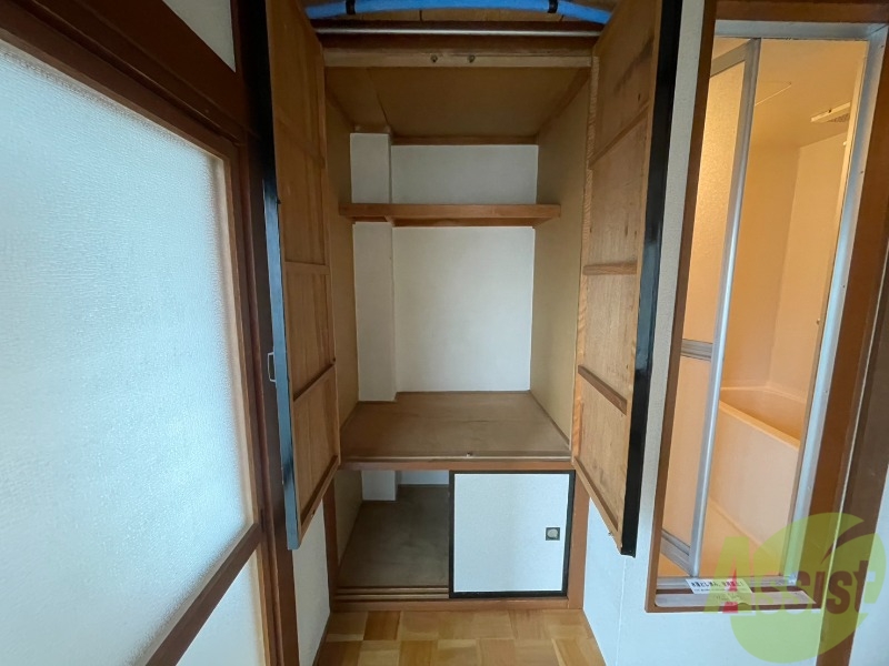 収納　こちらは収納です。物をしまう事ができますね！