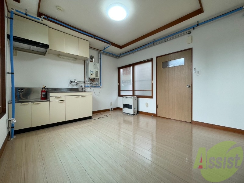 居室・リビング　広くてキレイなお部屋が広がっていて、充実した生活が送れそう。