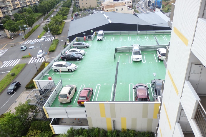 駐車場　駐車場