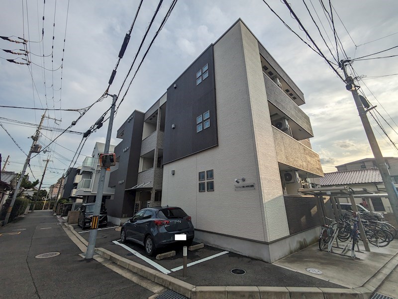 フジパレス塚口本町2番館の外観写真