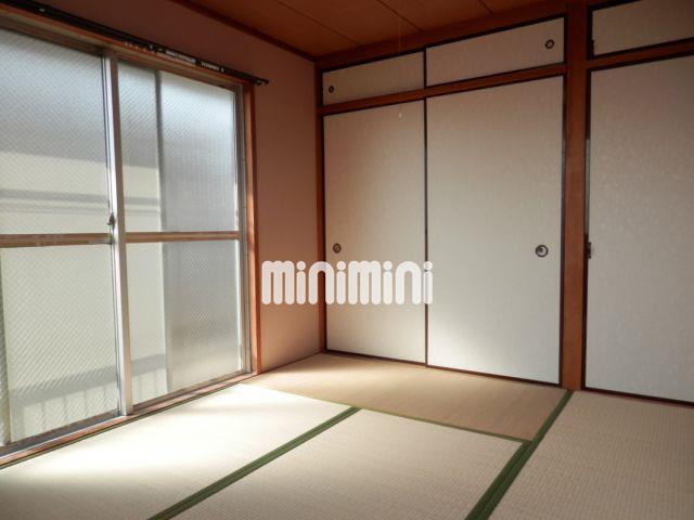 メゾンドールヨコオの居間写真