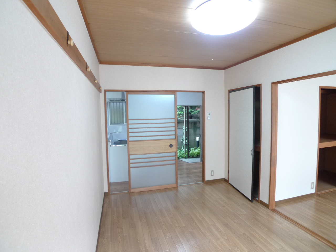 プラムハイツA棟の居間写真