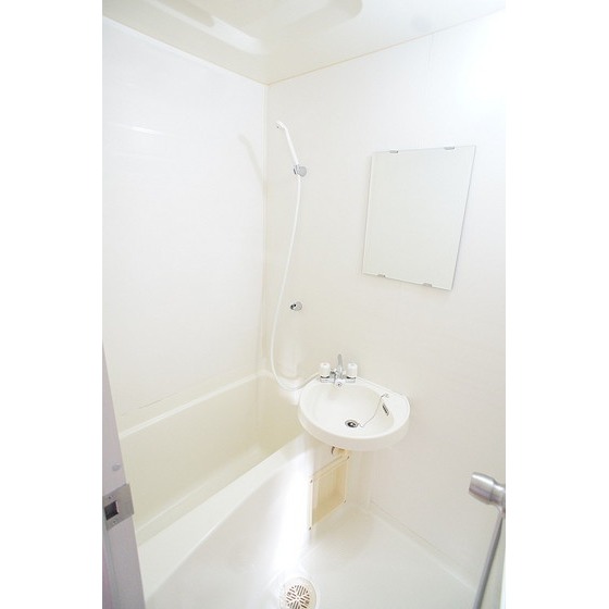 バス・シャワールーム　※写真は別室になります。