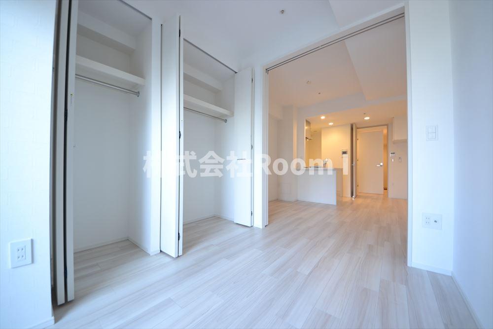 居室・リビング　個人の部屋や寝室として使える洋室です