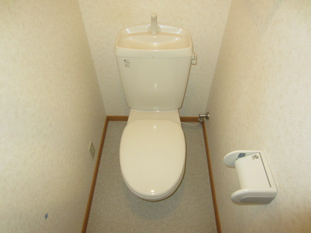 【貝塚市水間のアパートのトイレ】