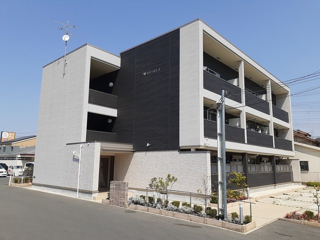 八尾市久宝寺のマンションの建物外観