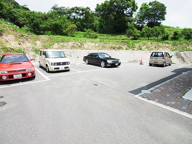 【ウィルモア垂水の駐車場】