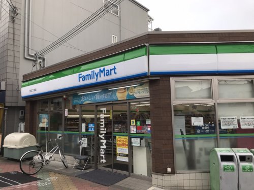 【URBANLINK森小路駅前のコンビニ】