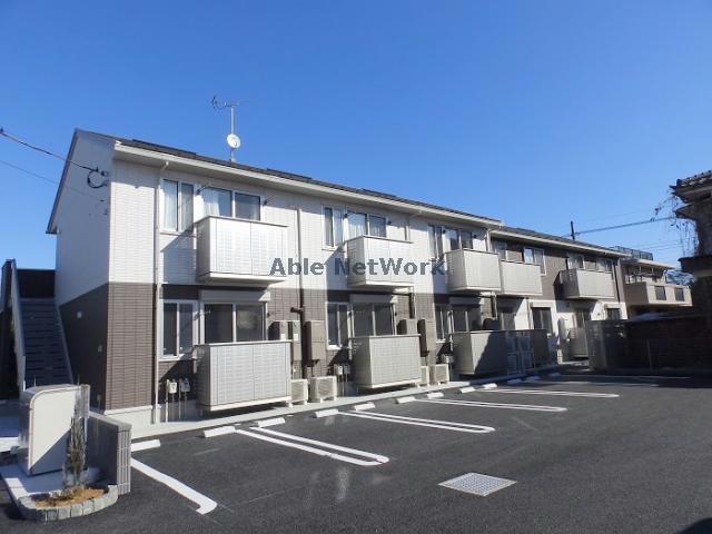 下都賀郡野木町大字友沼のアパートの建物外観