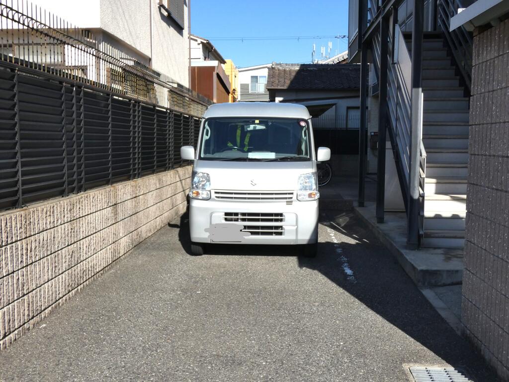 【大阪市西淀川区大和田のマンションの駐車場】