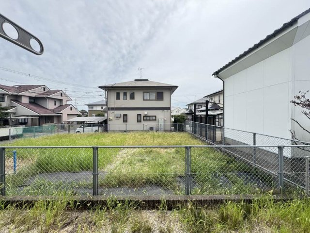 バルコニー　陽当たり良好なバルコニーです♪