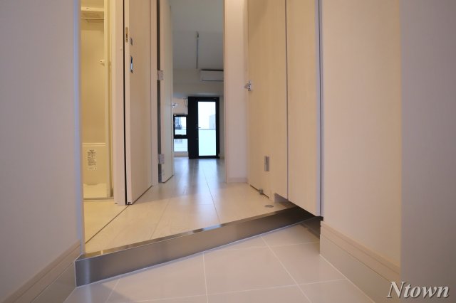 玄関　ゆったりとした玄関です