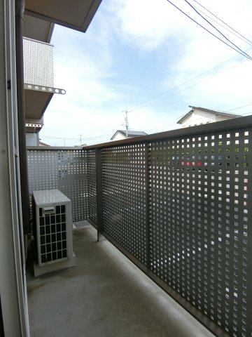 バルコニー　イメージ105号室の写真（反転あり）