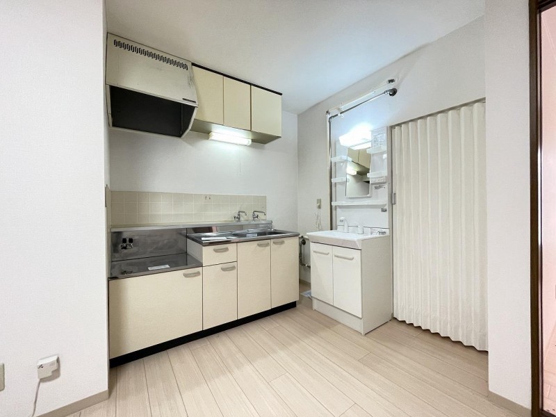 キッチン　キッチン