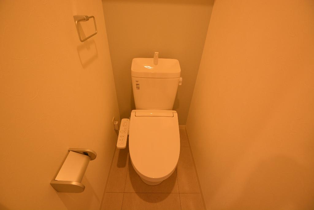 トイレ　シャワー付トイレ