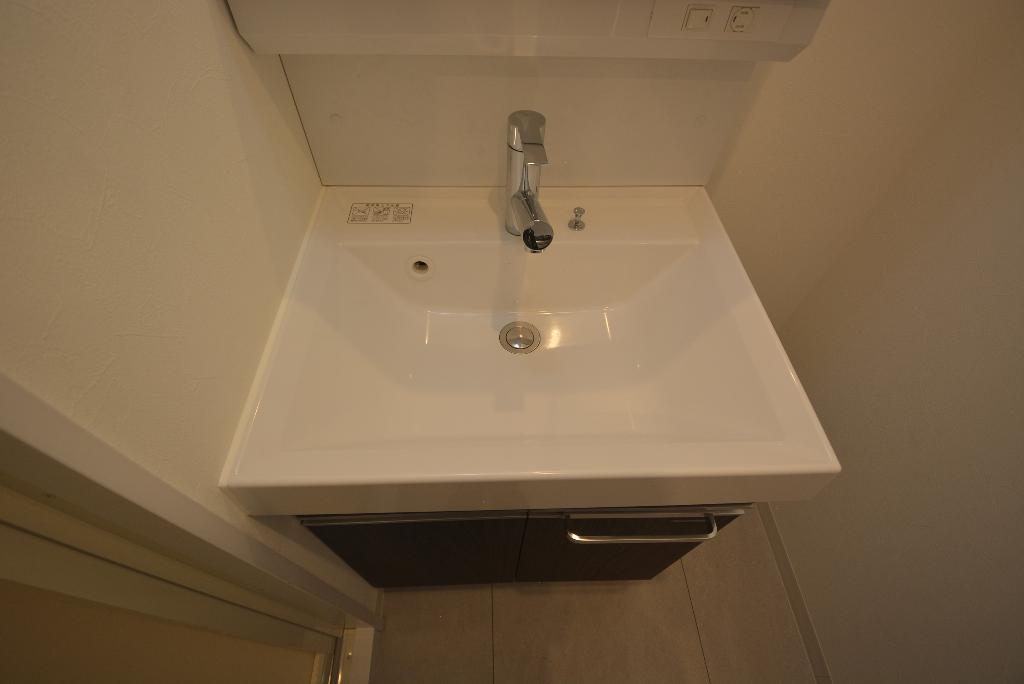 洗面設備　洗髪洗面化粧台