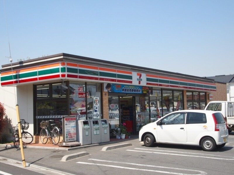 コンビニ　セブンイレブン板橋徳丸4丁目店（コンビニ）まで384m