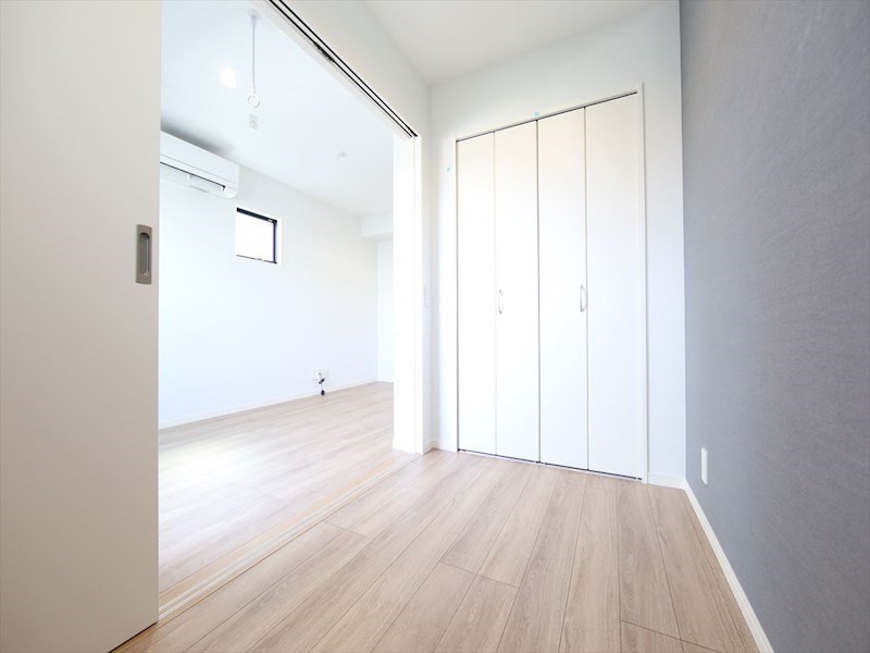 その他部屋・スペース　洋室3.2帖　クローゼット付（収納充実してます）